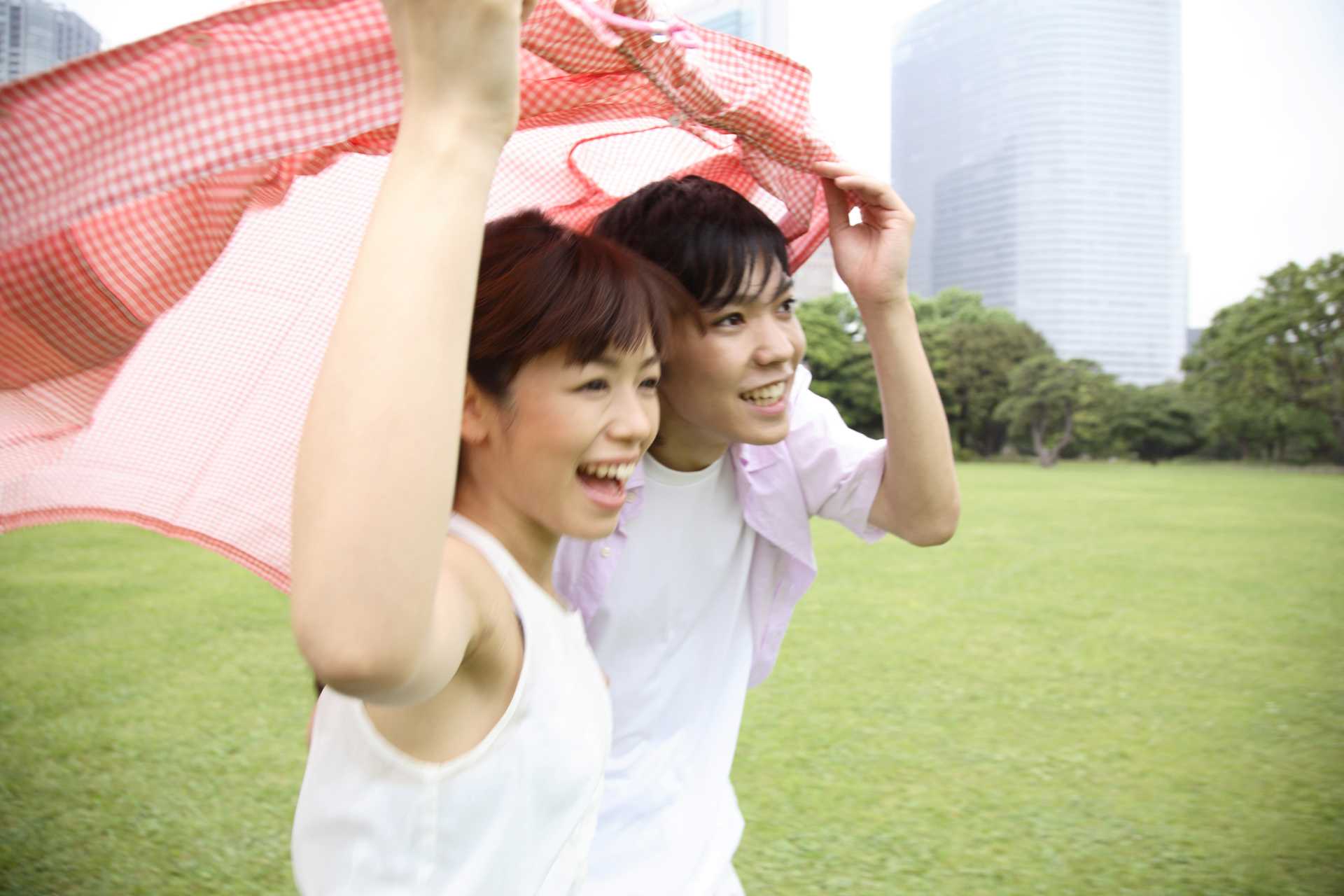 恋愛とは 障害物競走 障害は 諦めるのではなく 乗り越えるもの 恋愛とは何か を考える30の言葉 Happy Lifestyle