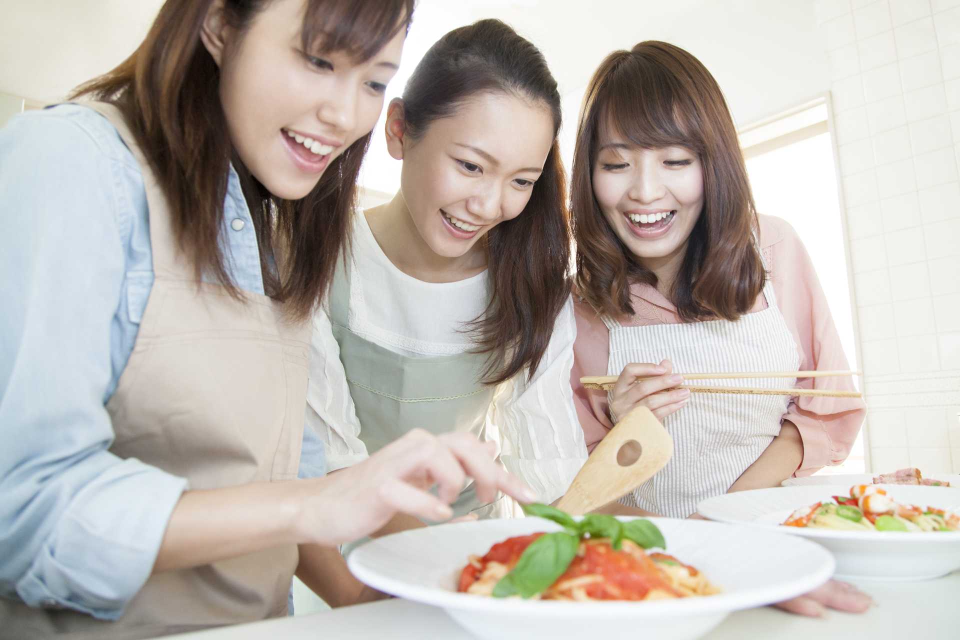 「手伝いましょうか」という一言は難しい。 人間関係で気をつける30の言葉遣い HAPPY LIFESTYLE