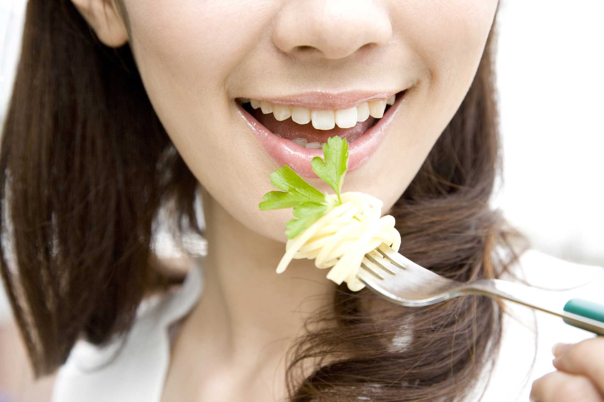 どんな食事にも 最初の一口と最後の一口がある 食べる力が強くなる30の言葉 Happy Lifestyle