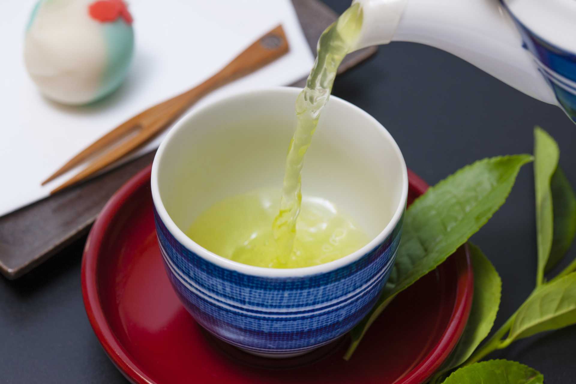 お茶は まずお客様から出すこと 社会人としての30の訪問 来客マナー Happy Lifestyle