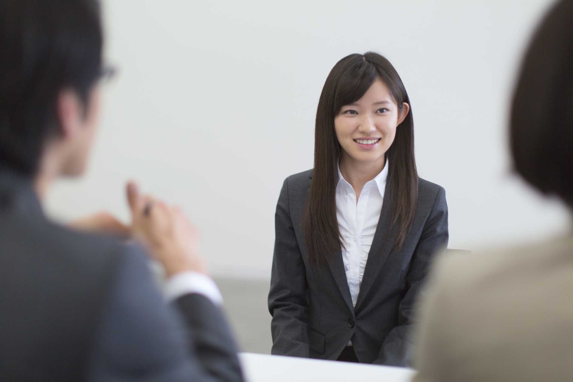 言葉遣い(敬語・謙譲語・丁寧語)は、社会人にとって欠かせない技能。 | 社内ビジネスマナーの30の基本 | HappyLifeStyle