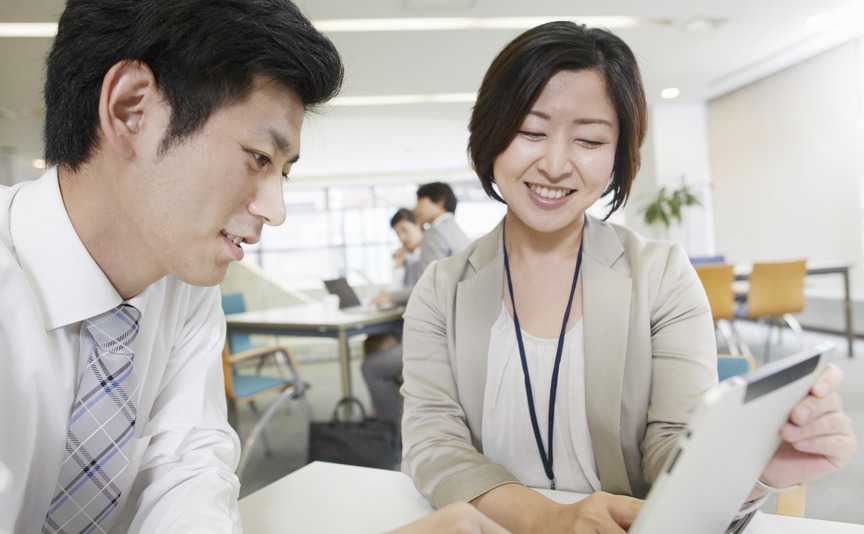 何度でも同じ説明ができる上司は、必ず素晴らしい親になれる。 | 尊敬される上司になる30の条件 | HAPPY LIFESTYLE